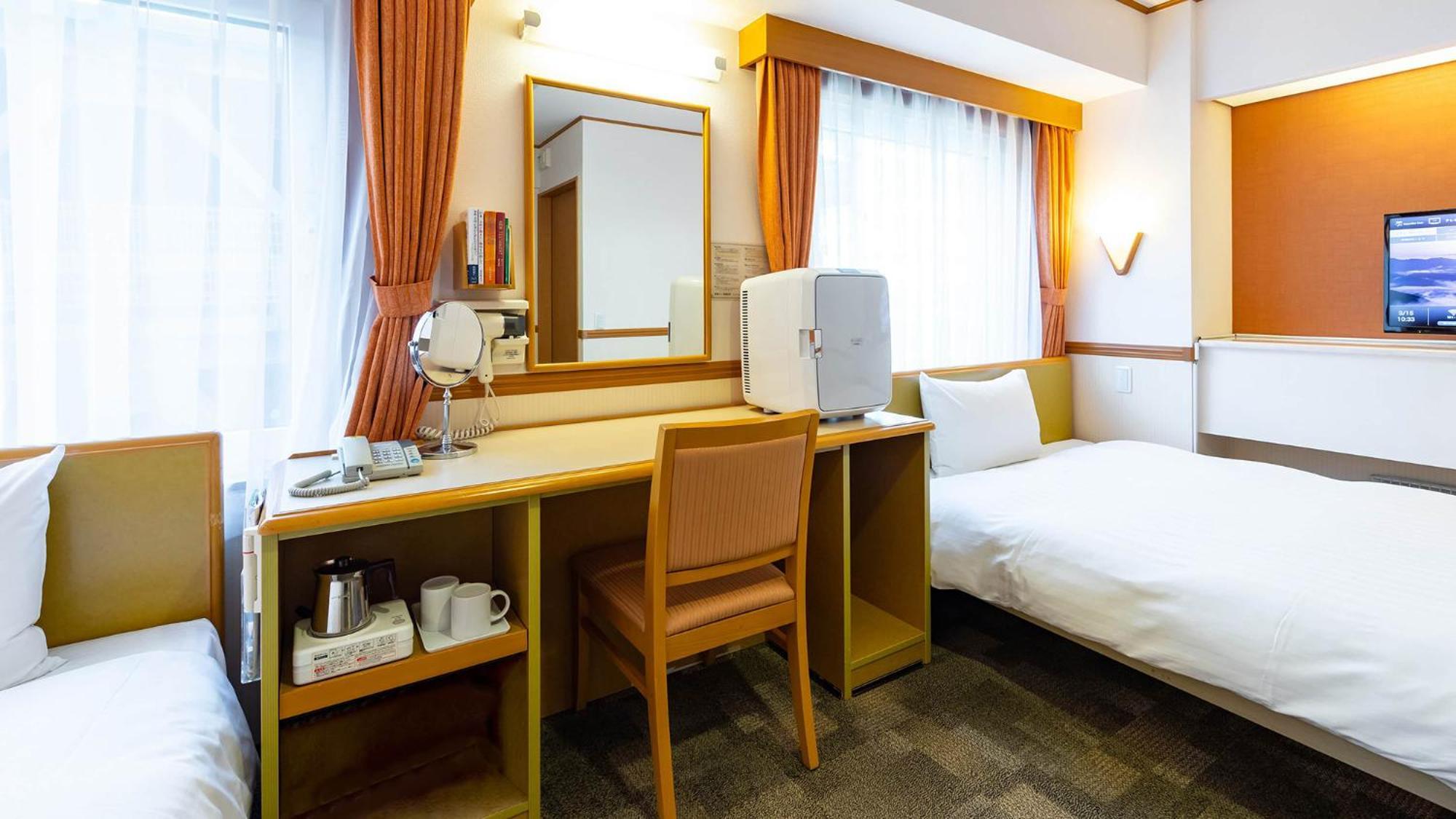 Toyoko Inn Chiba Minato Ekimae Zimmer foto
